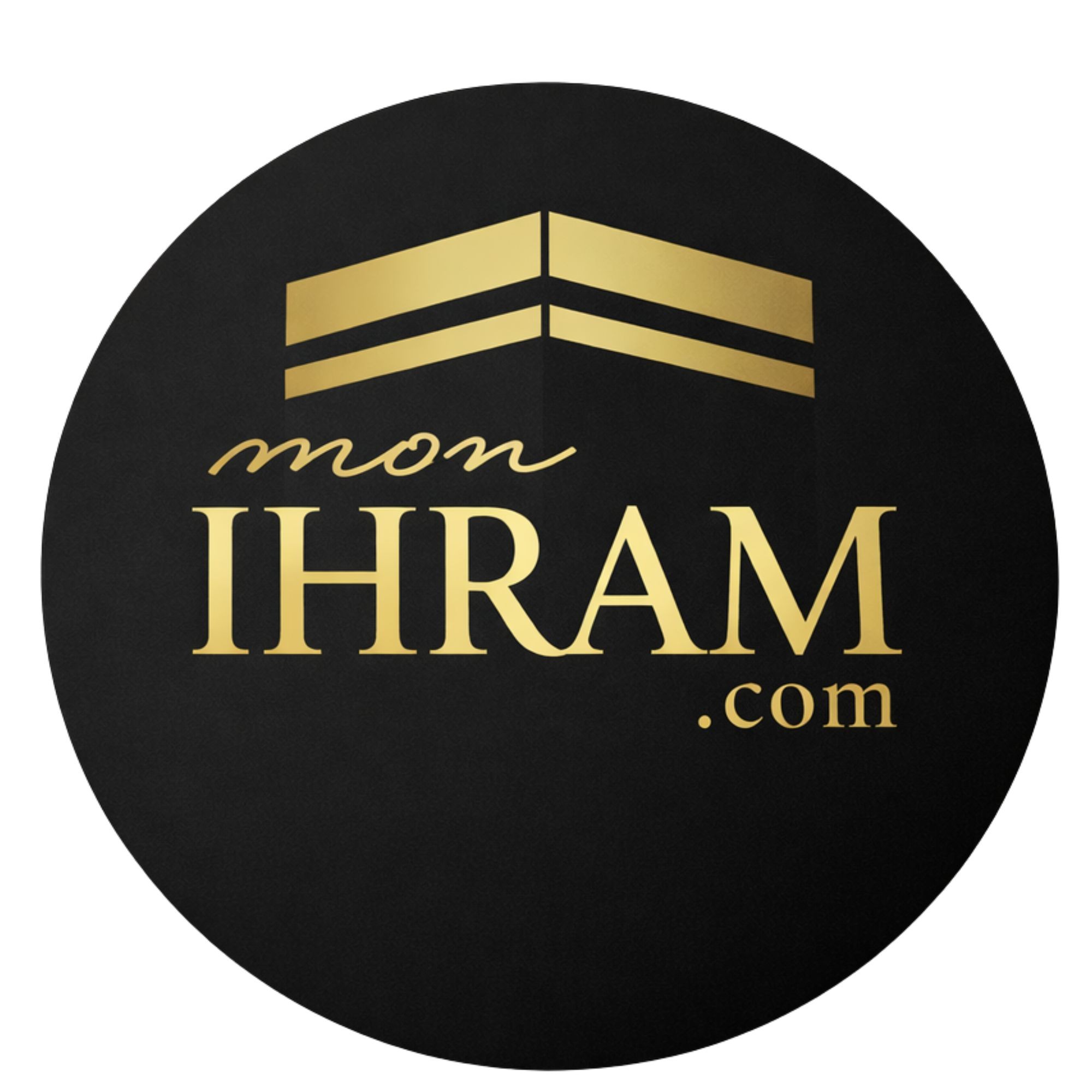 Tout pour votre pèlerinage : ihrams homme et enfant, ceintures, tapis de prière, livres Hajj & Omra et coffrets cadeaux. Préparez votre voyage. sacré.
